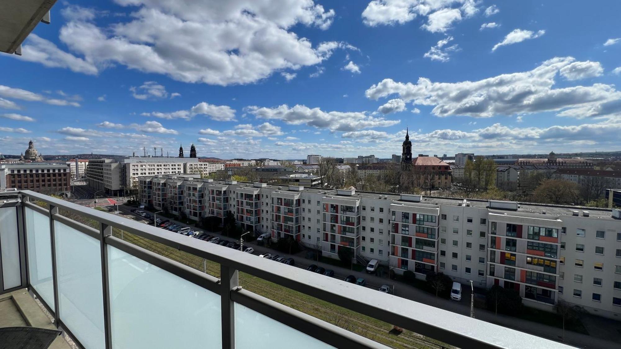 Apartment Mit Penthouse Charakter In Dresden Exterior photo
